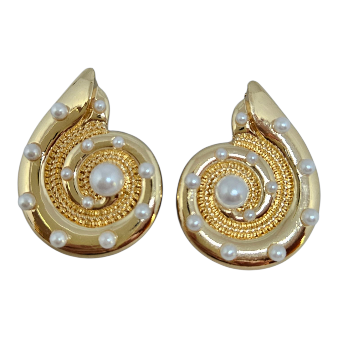 Brinco Caracol Pérolas