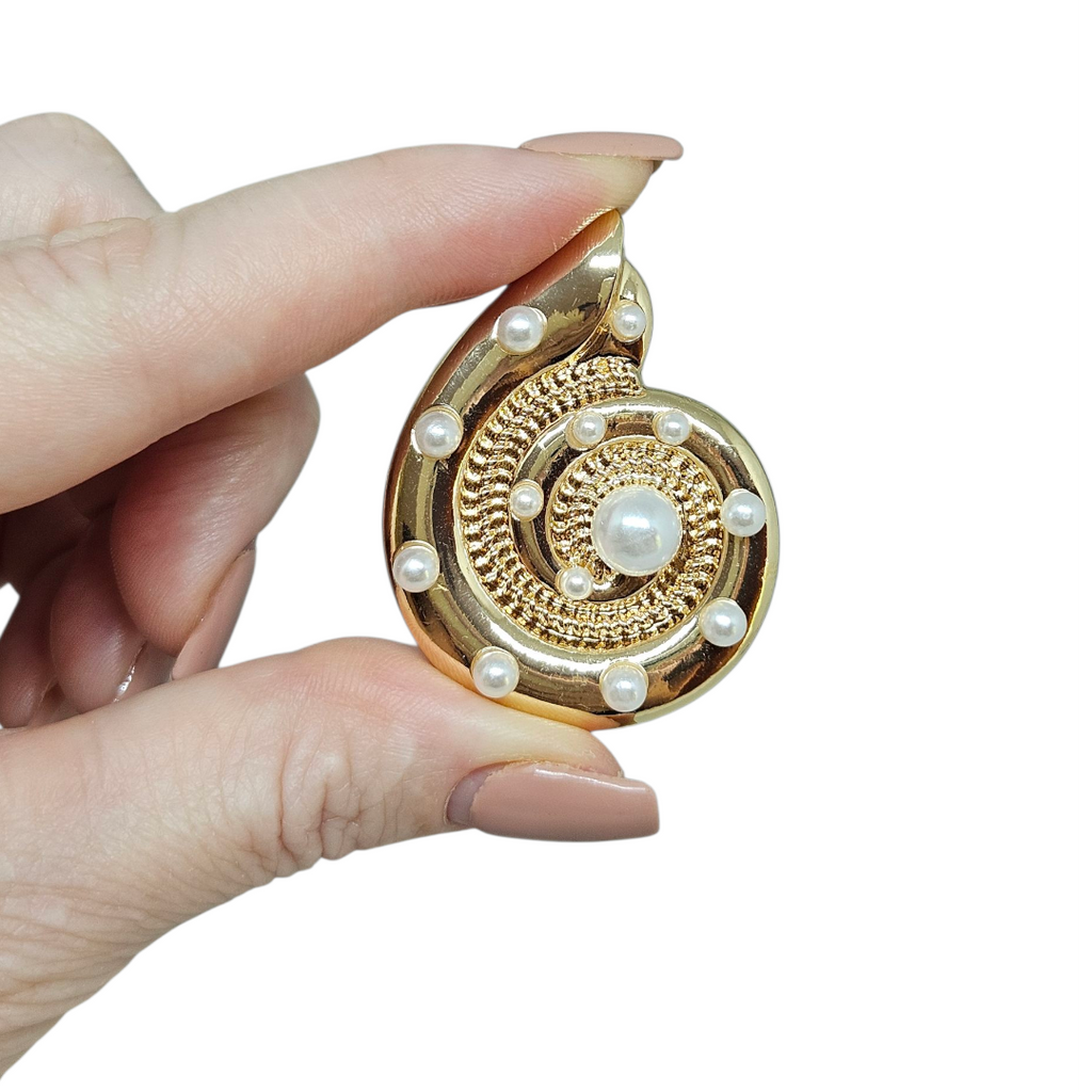 Brinco Caracol Pérolas