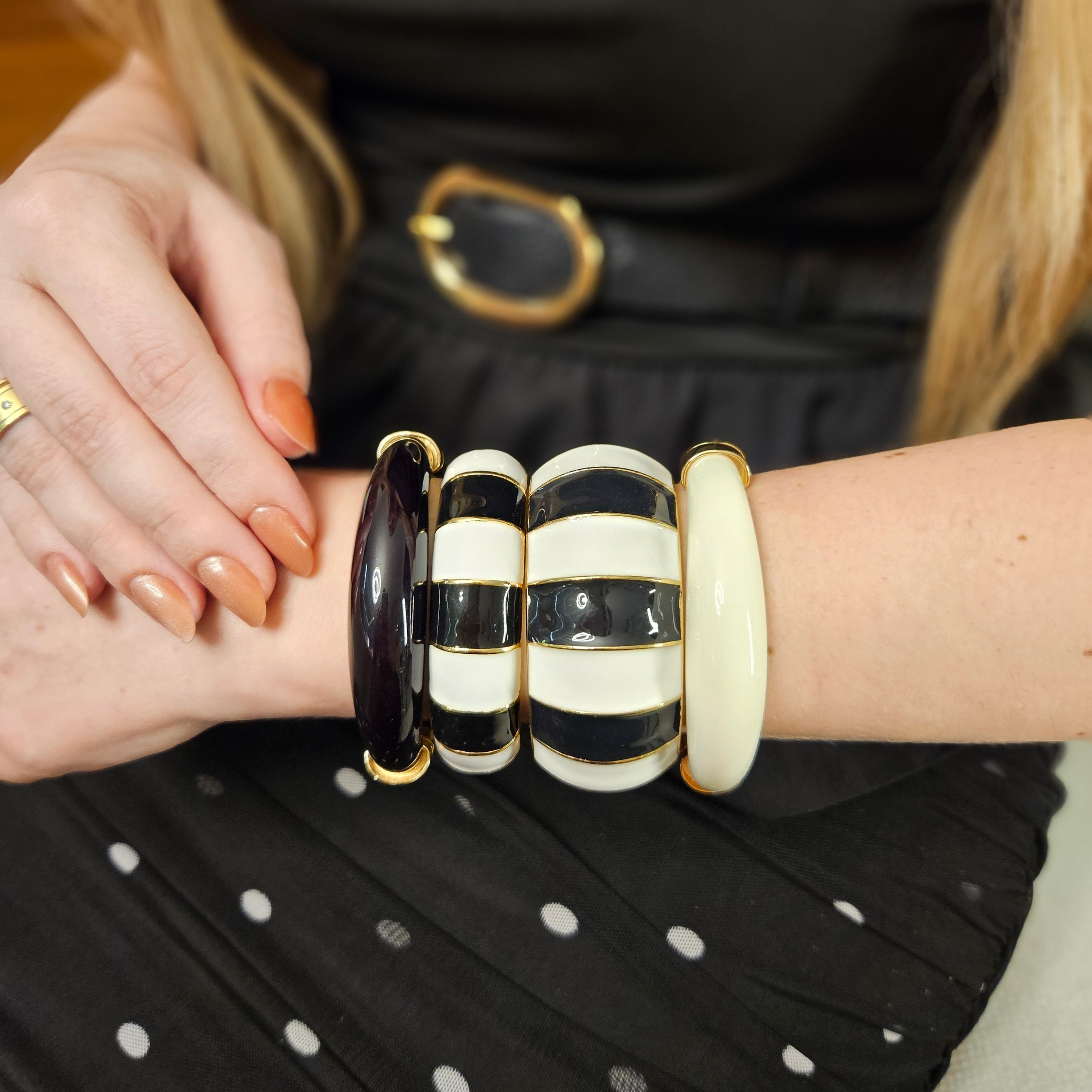 Bracelete Esmaltado Preto e Branco