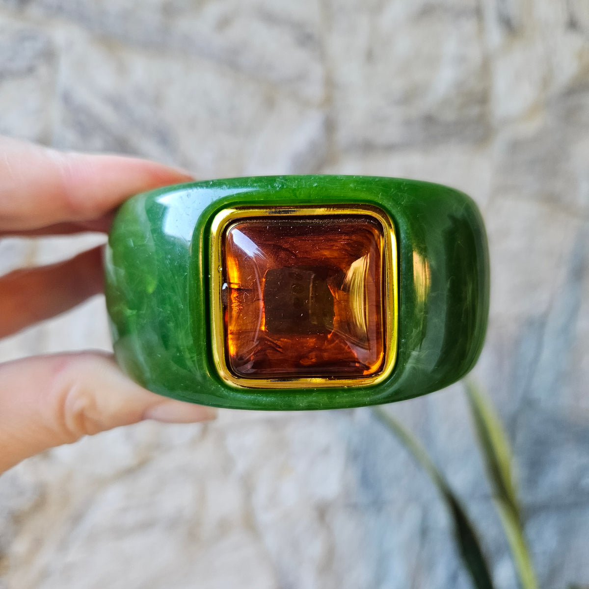 Bracelete Resina Cores - Verde com Camel