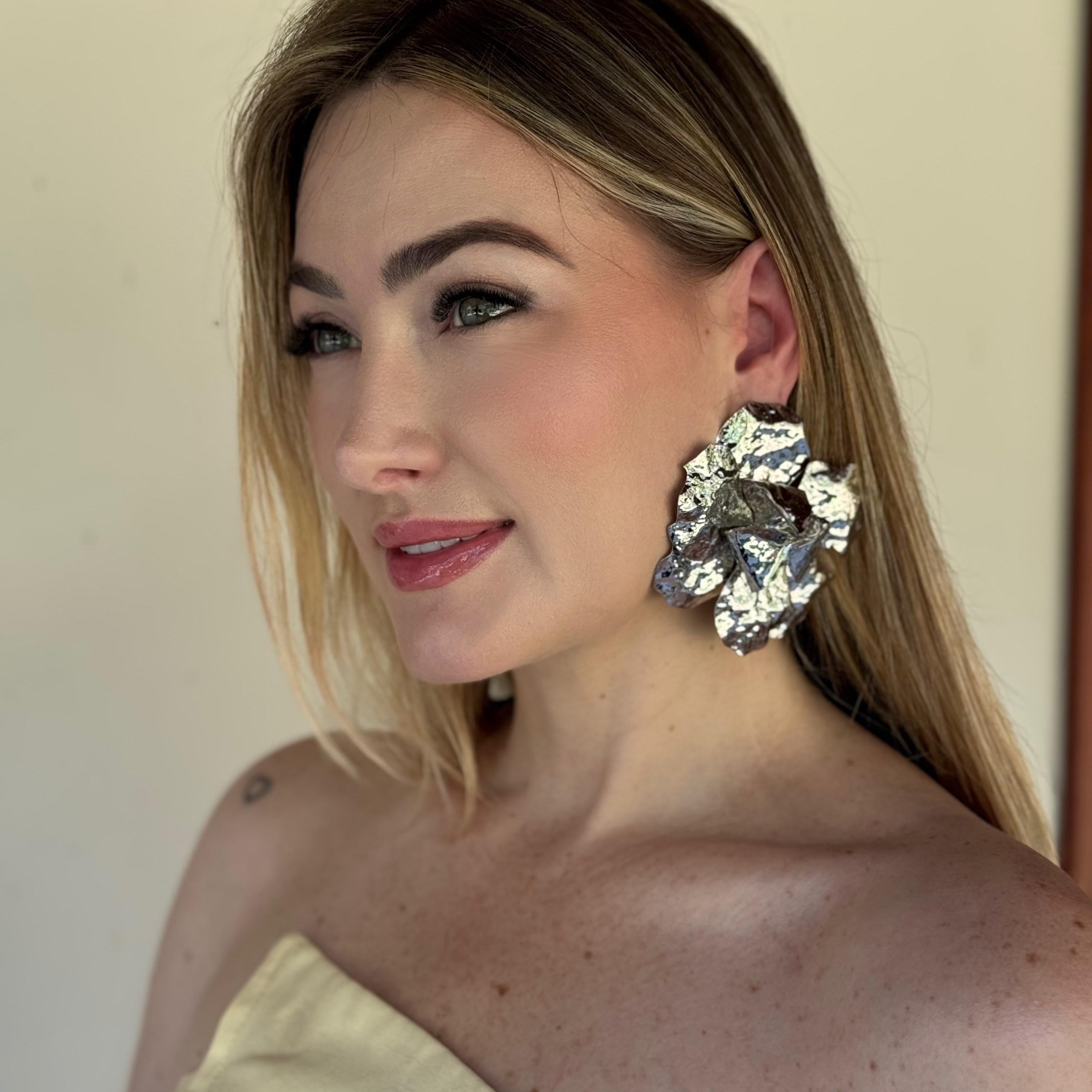 Brinco Maxi Flor Prata