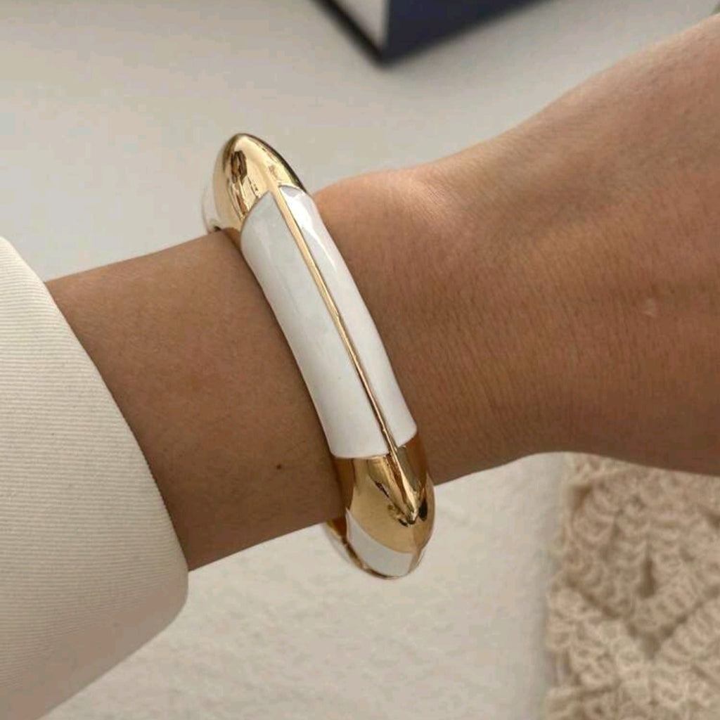 Bracelete Esmaltado Quadrado